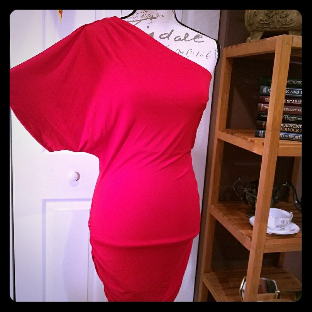 LIKE NEW - VS One shoulder kimono sleeve dress